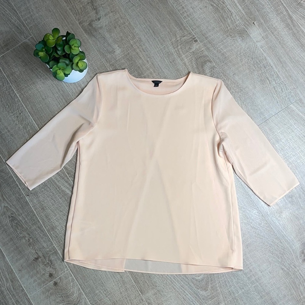 Elegant Peach Women's Top